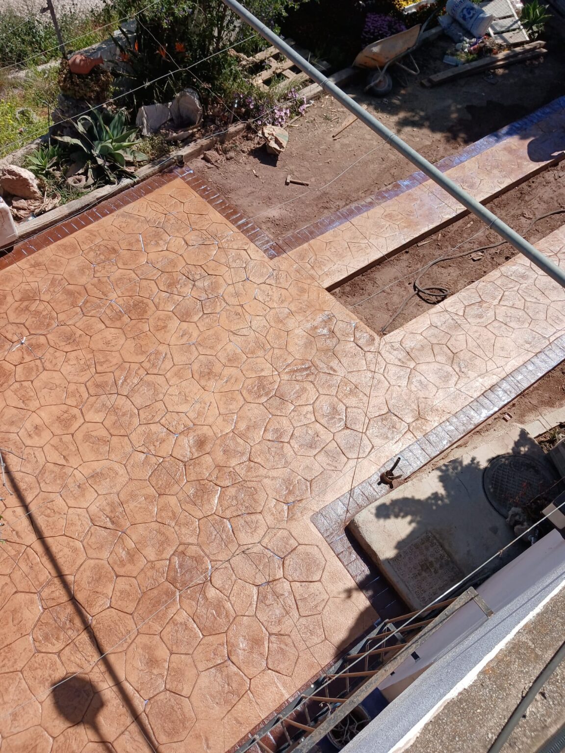 Hormigones Poniente proyectos de suelos y paredes de hormigón impreso en Almería
